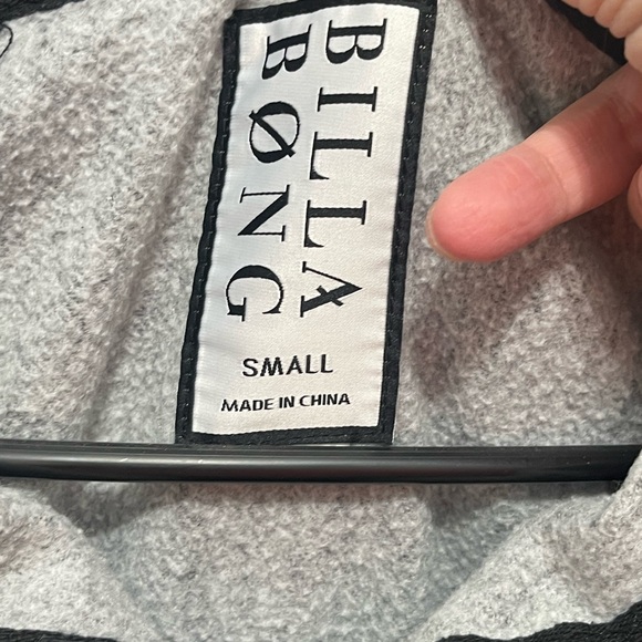 Billabong Gray and Black Lightweight Jacket - Picture 13 of 15